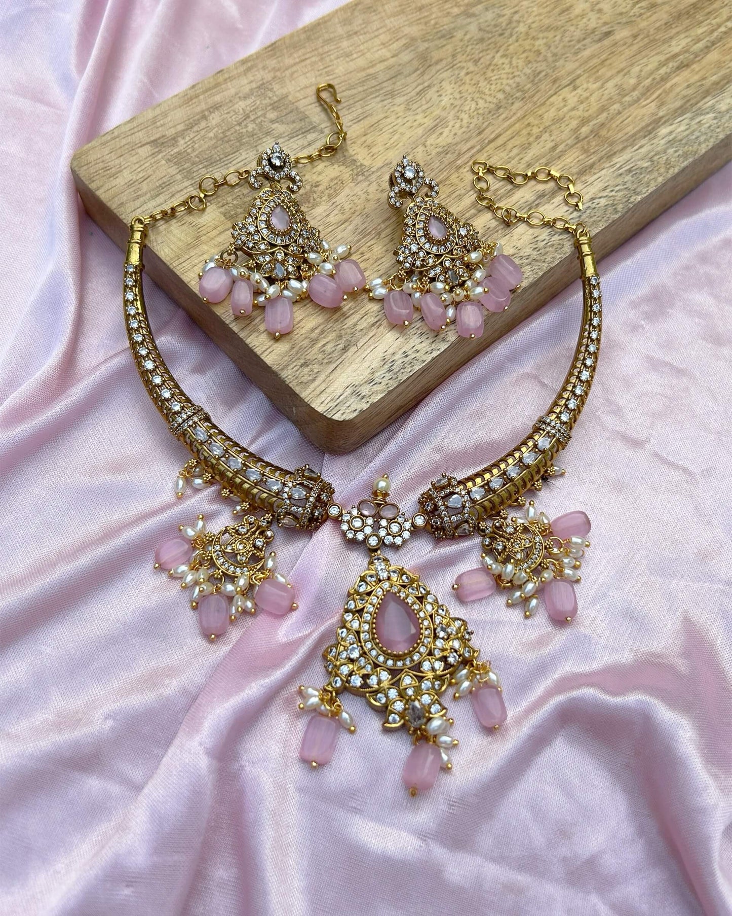 pink necklace set