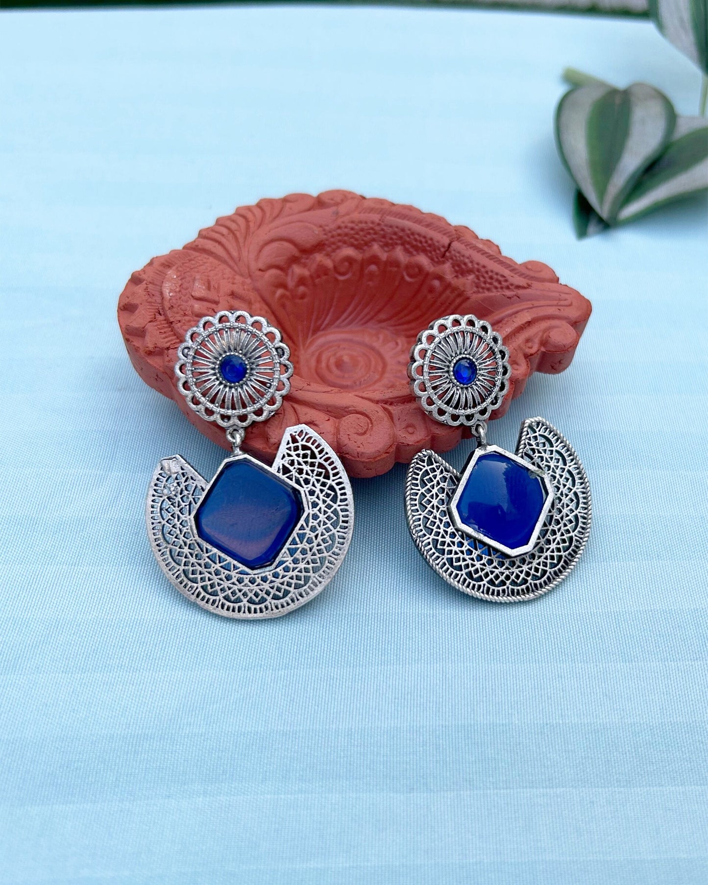 Blue Aradhya Chandbali