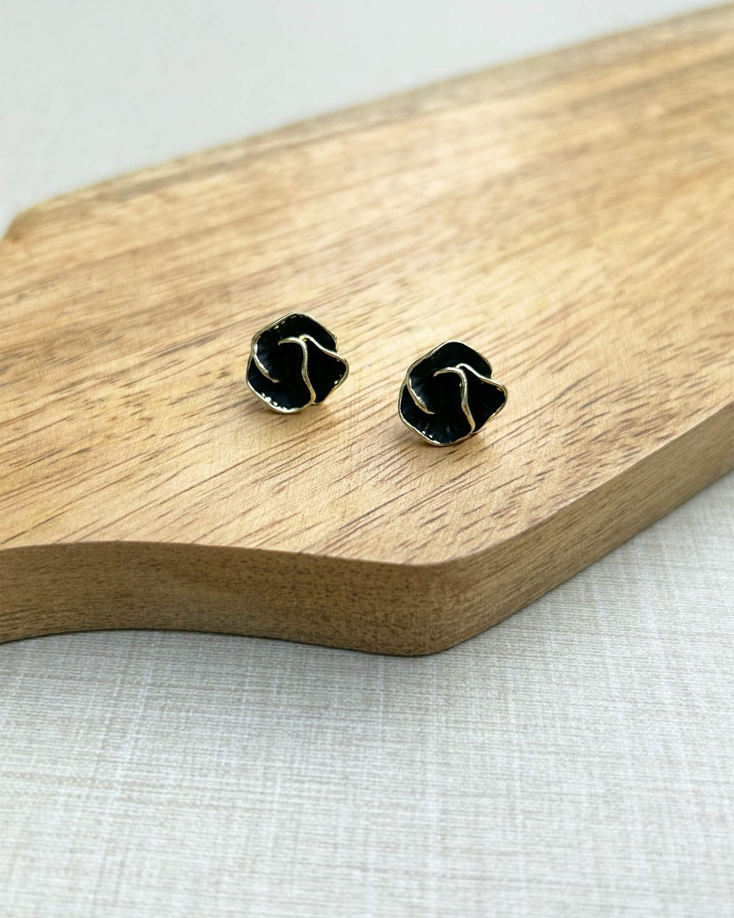 rose earrings