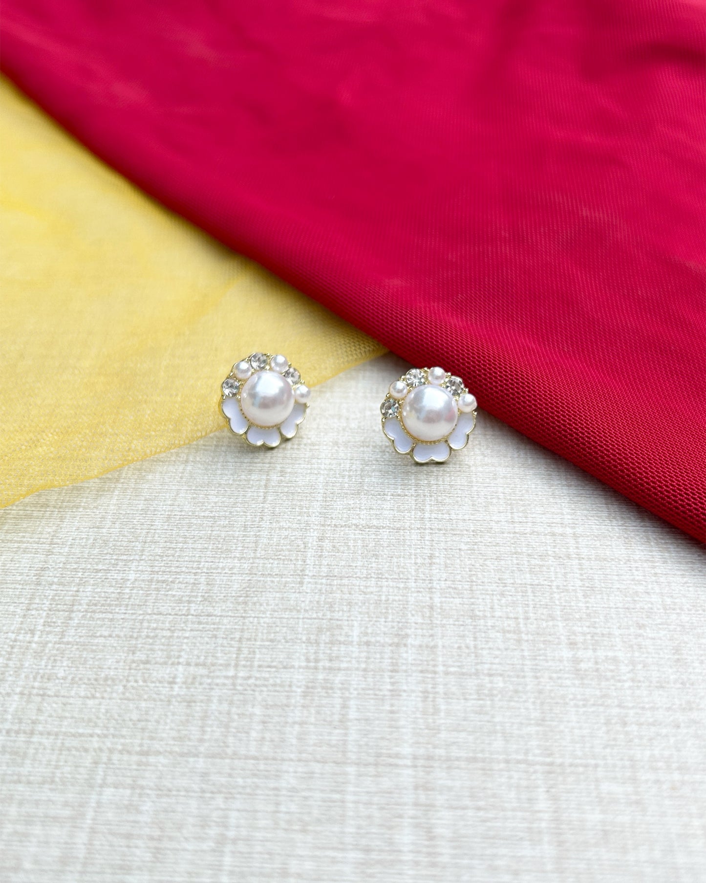 small pearl stud earrings