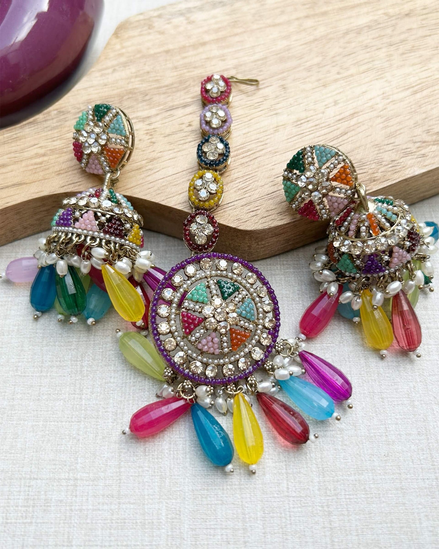 earring set with maang tikka