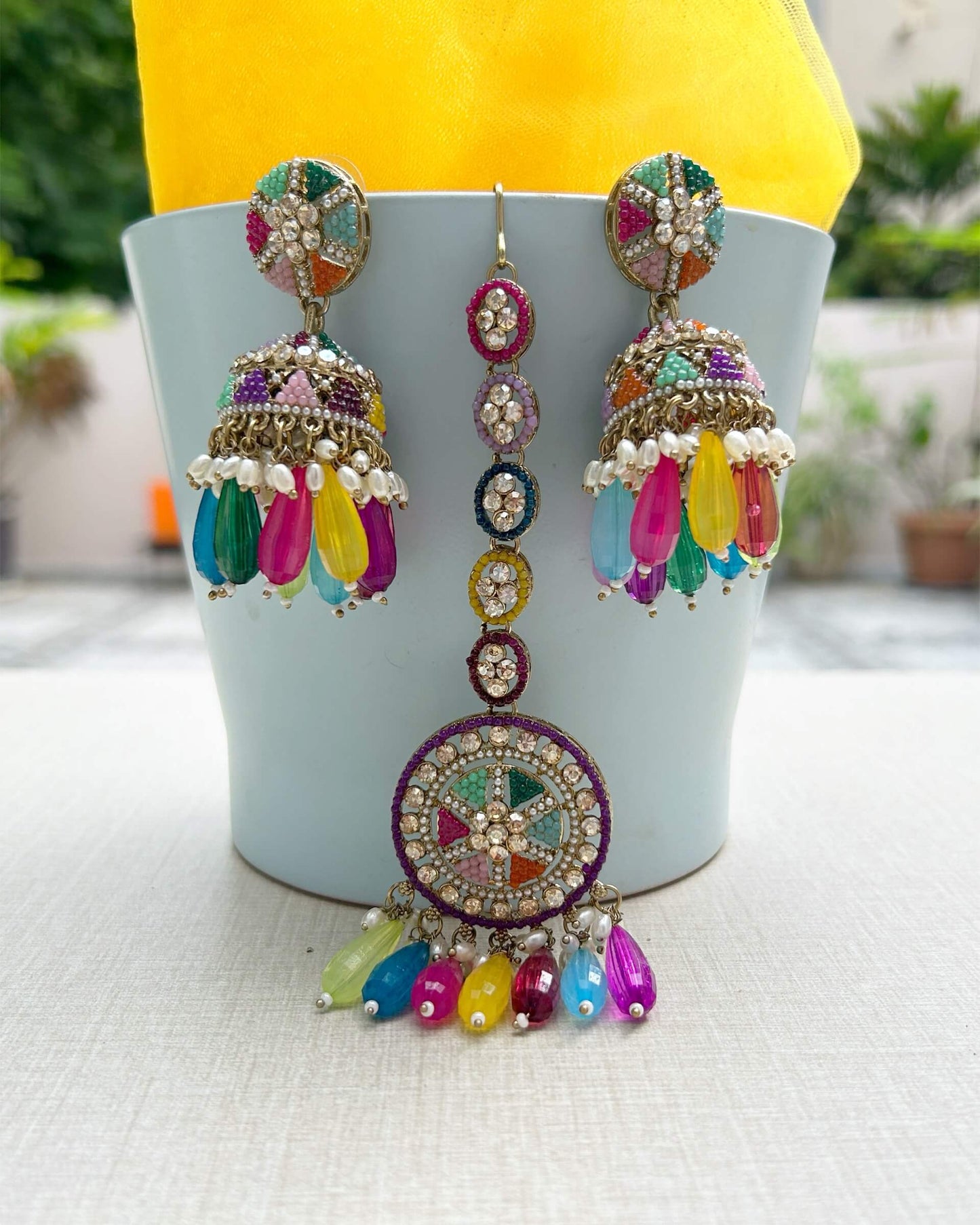 earring set with maang tikka
