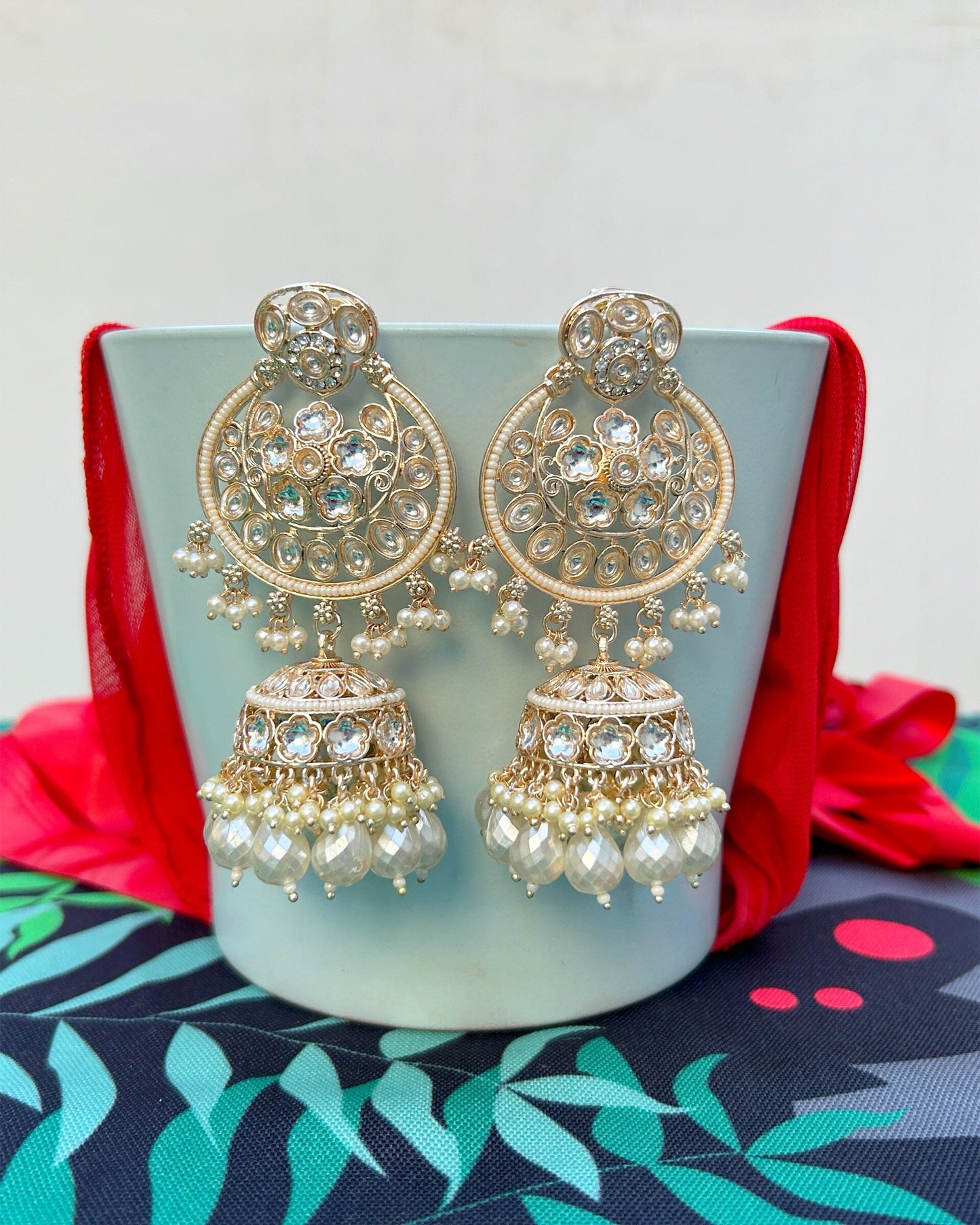 Jhumka White I Velvet Box
