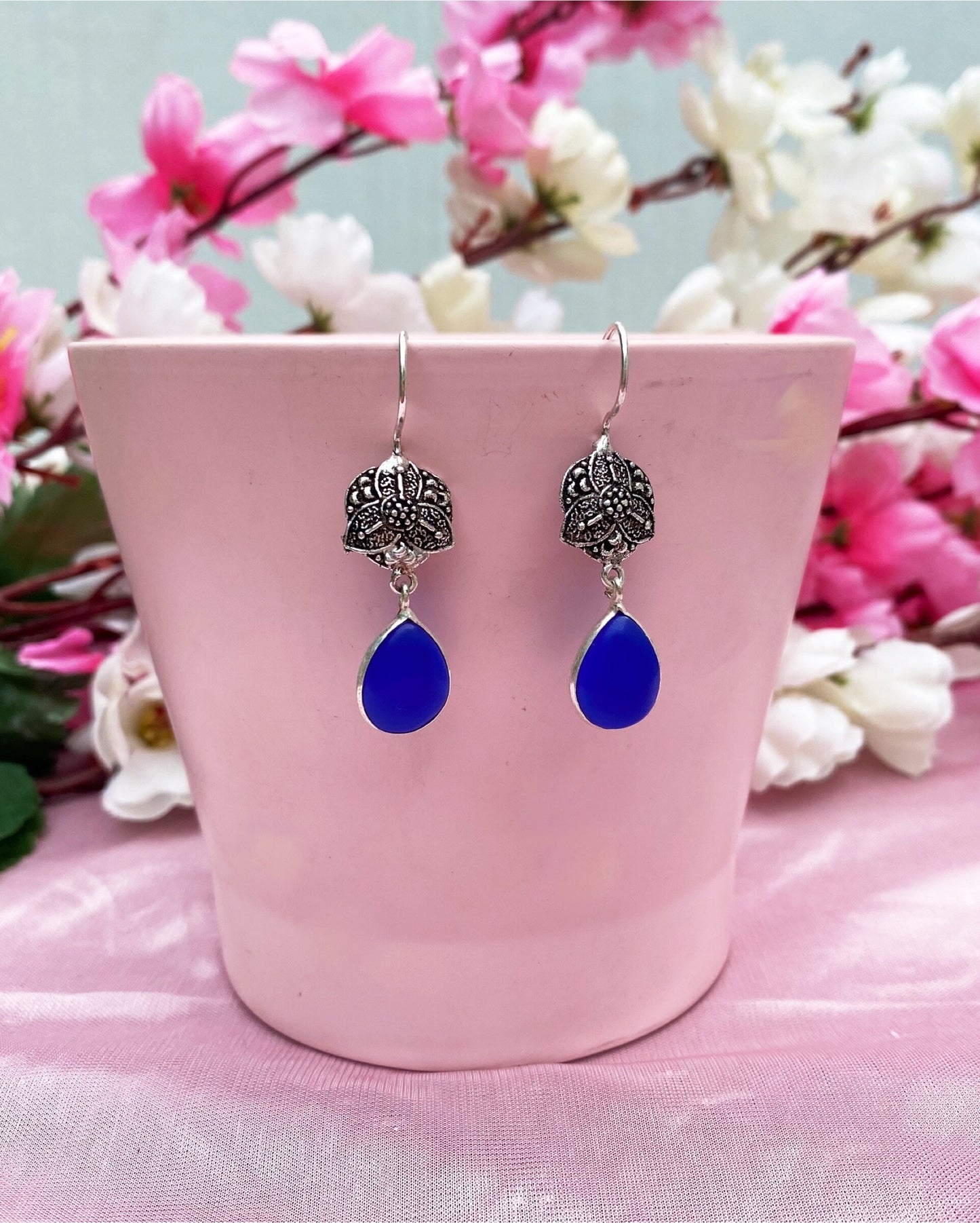 Blue Monalisa Stone Dangler