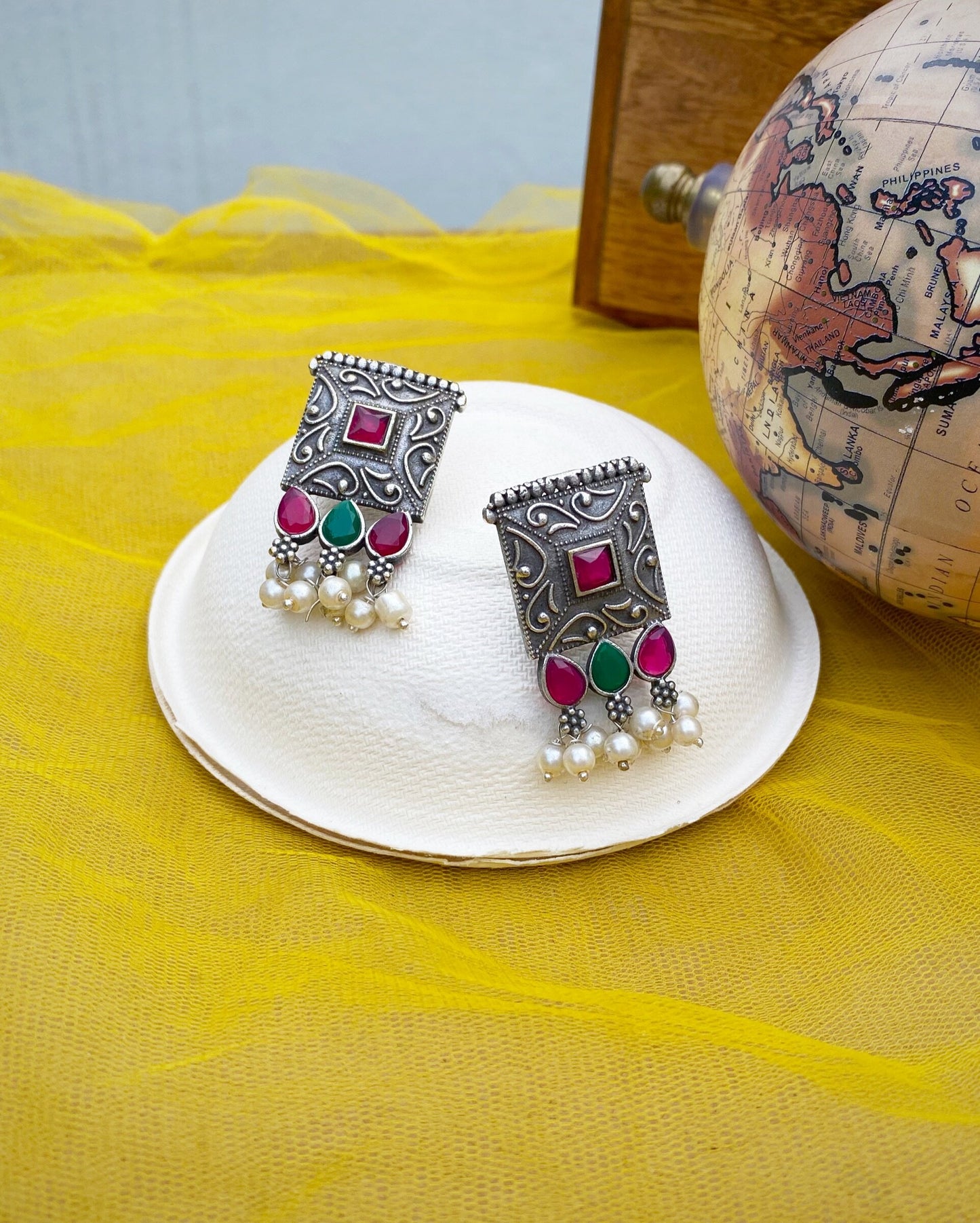 Rusty Look Aurora Pink & Green Studs