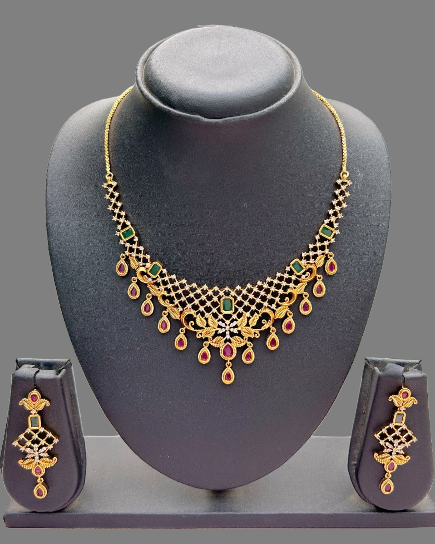 necklace for girlfriend