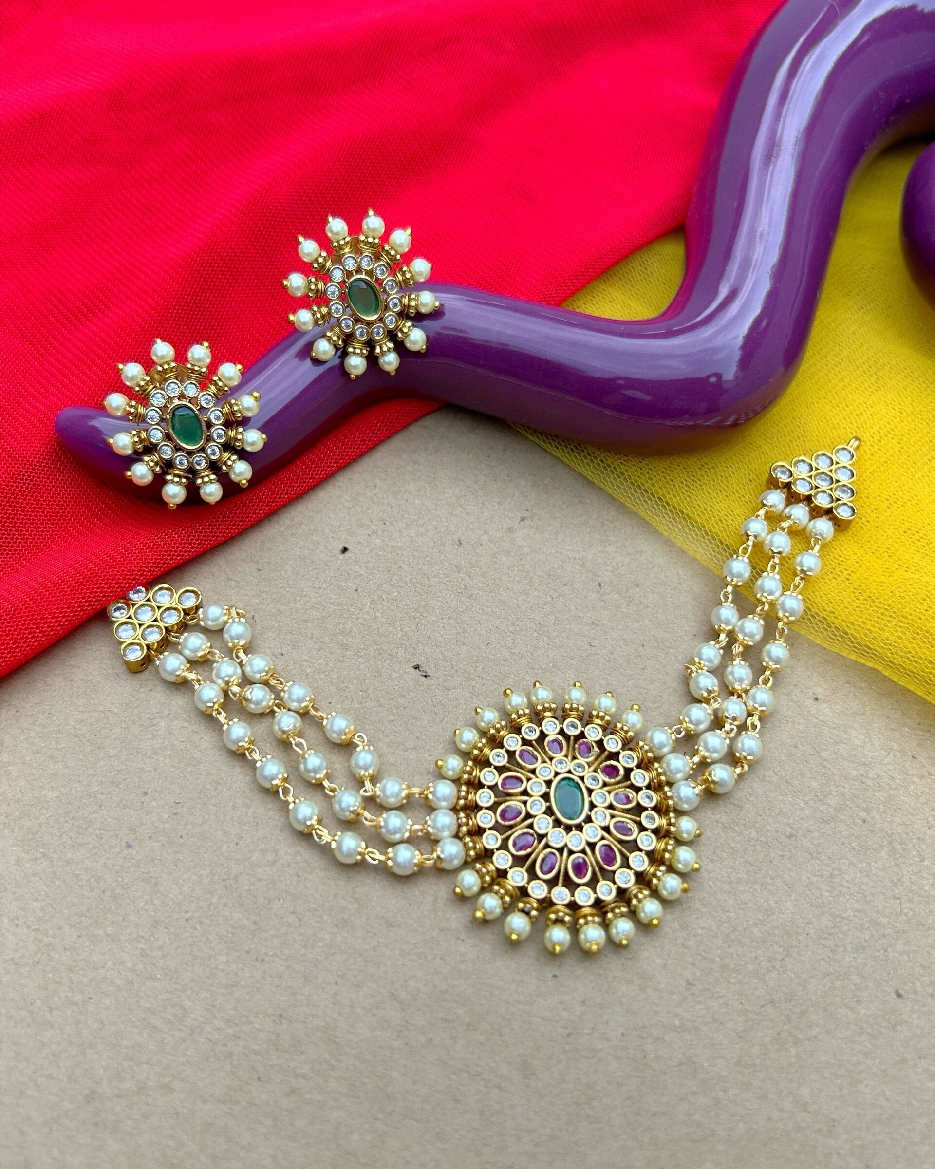 pearl choker necklace I Velvet Box - Main Image