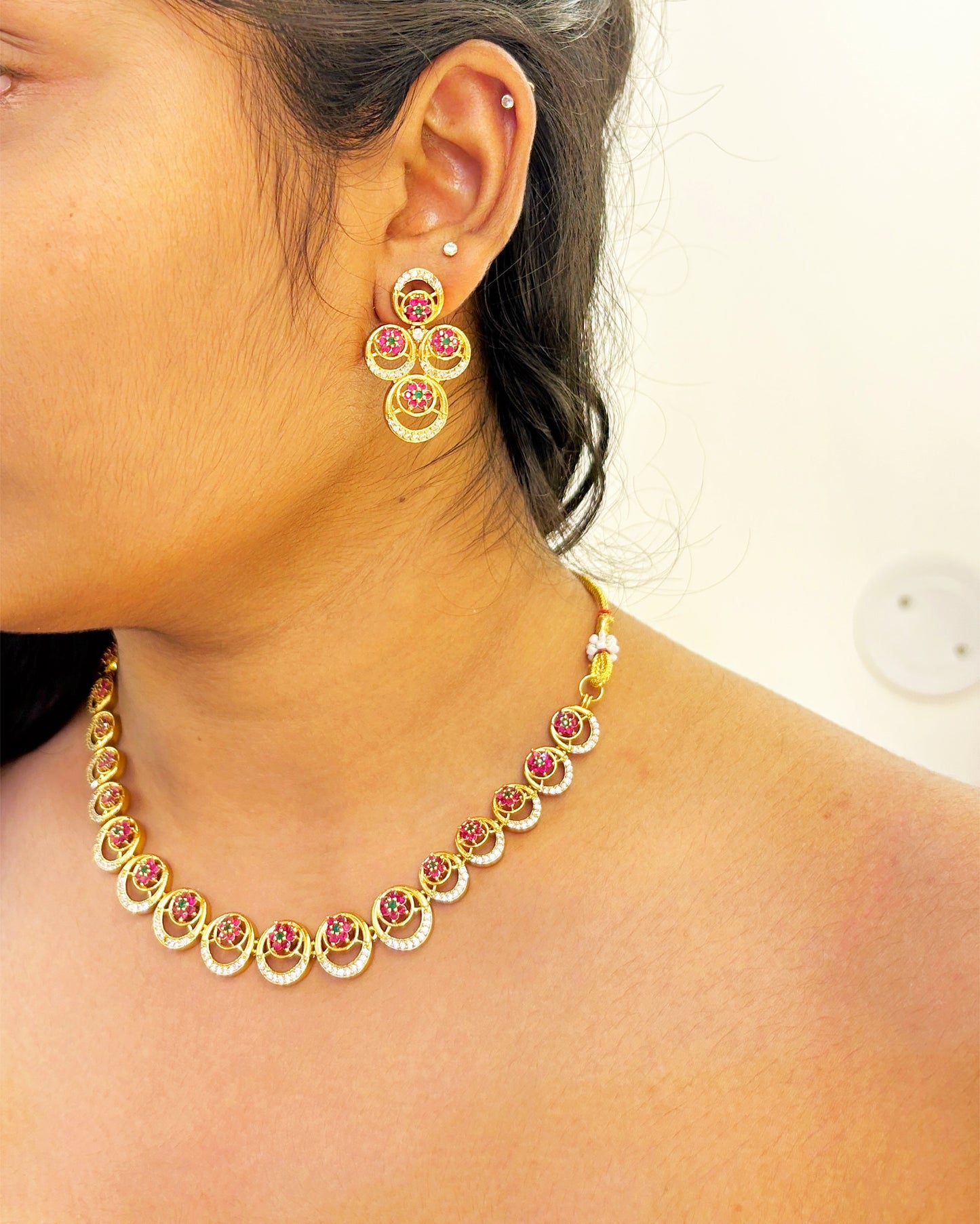 ladies necklace