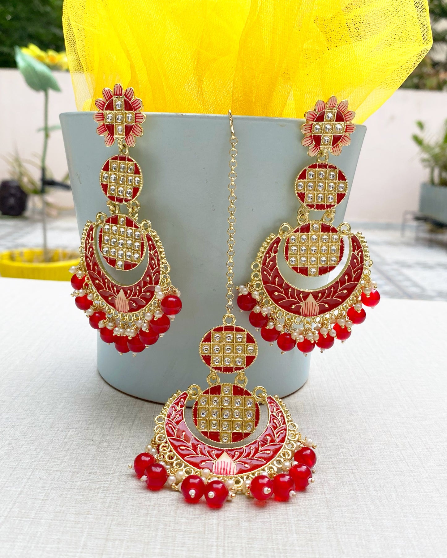 Red Crimson Grid Tassel Earring With Maang Tika