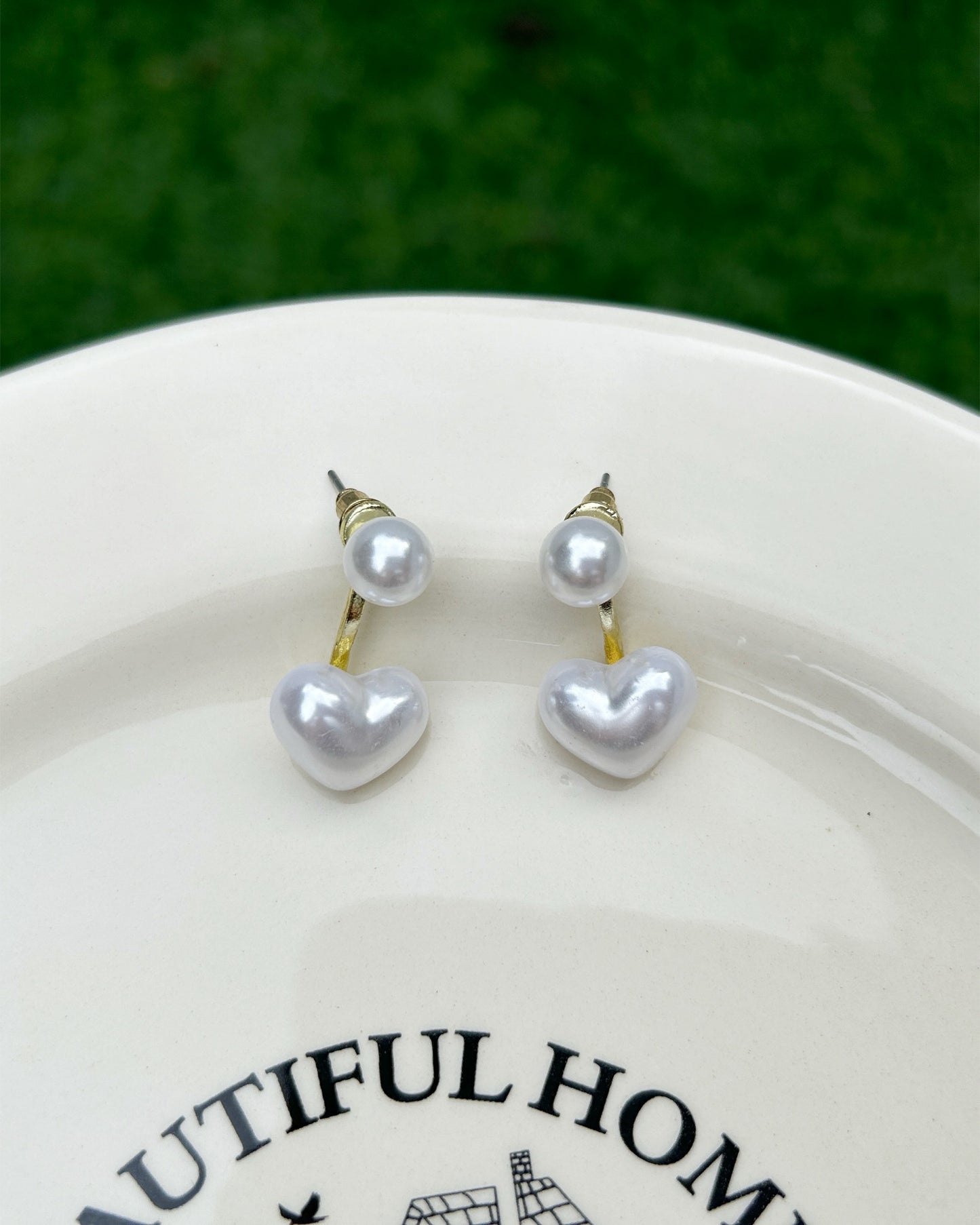 hanging pearl earrings