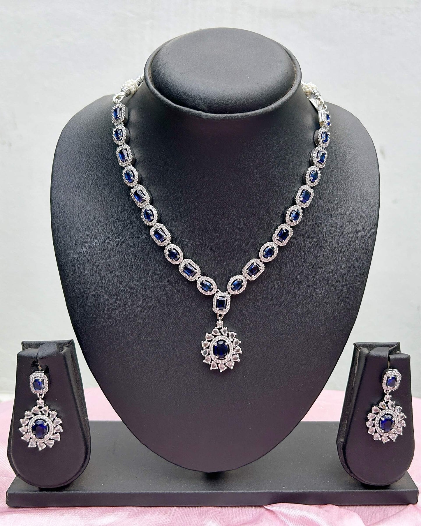 diamond necklace for her