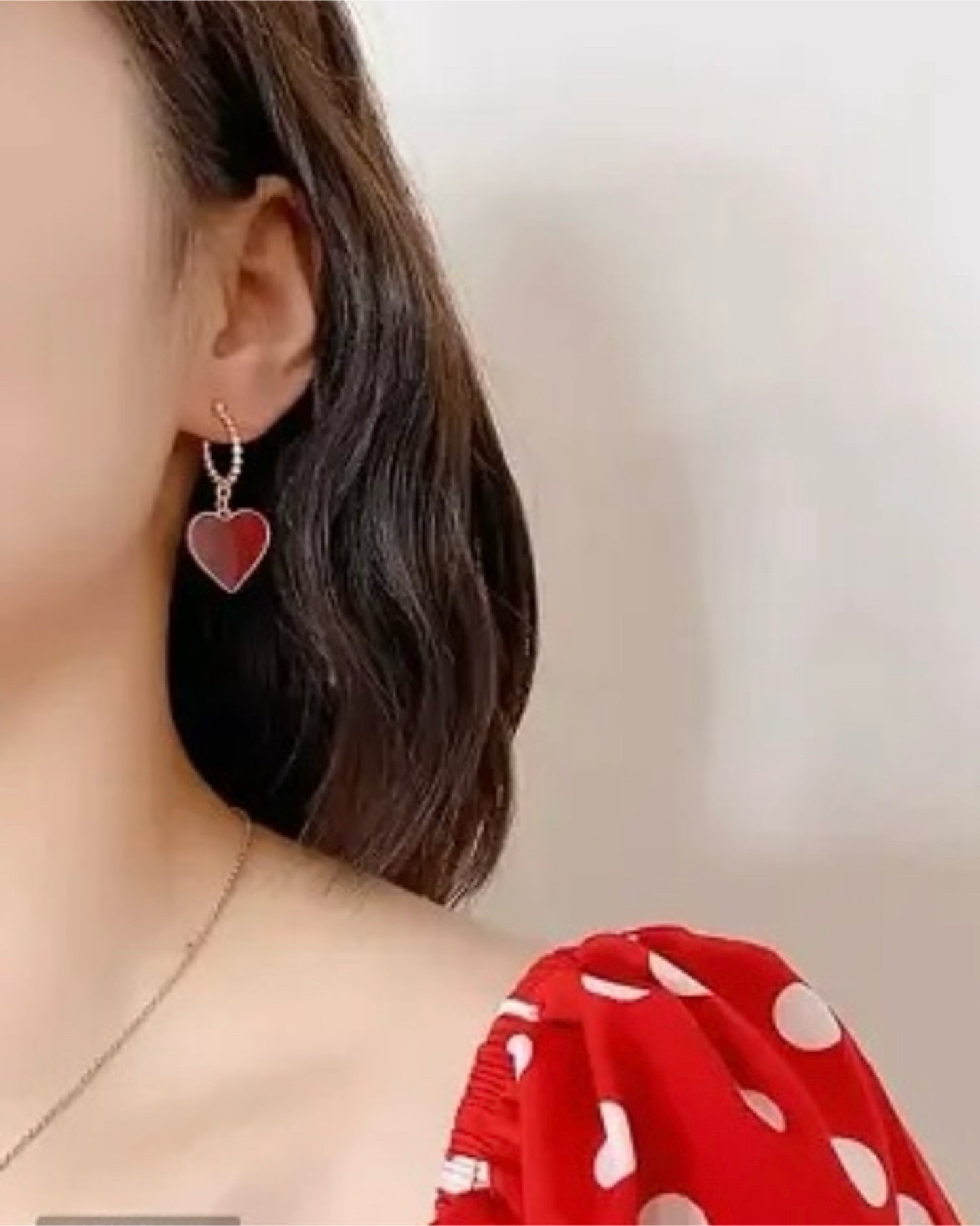 ear hoop