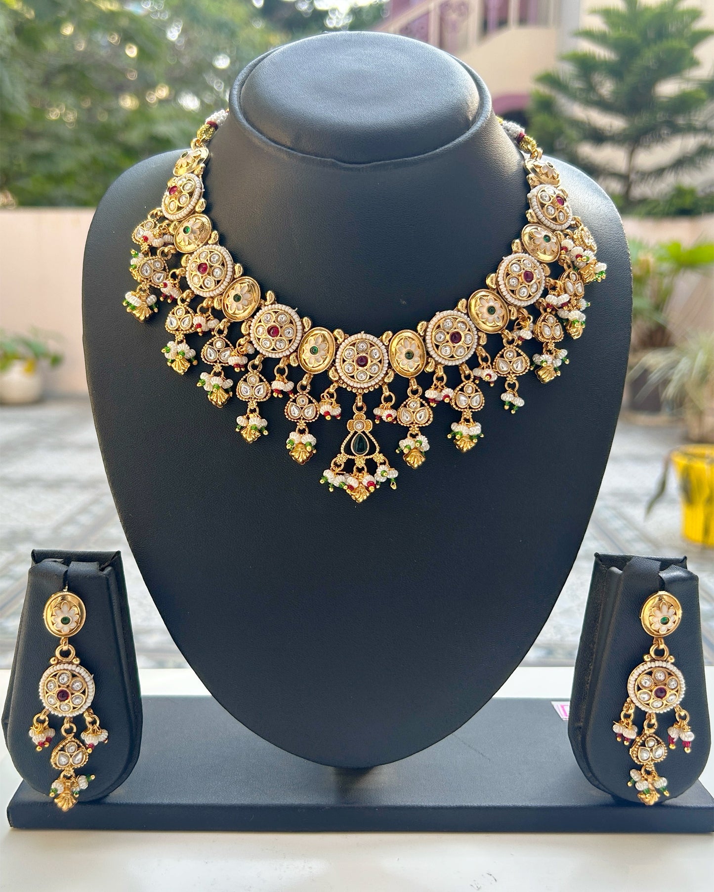 Kundan Meenakari Collar Necklace Set