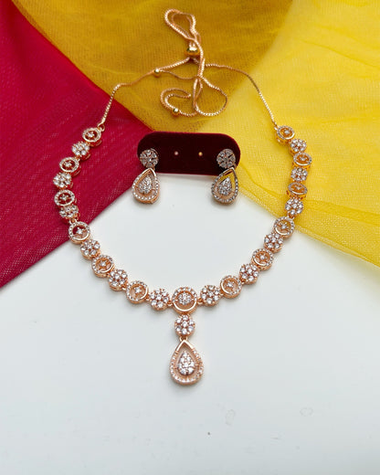 Rose Bloom Teardrop Necklace Set