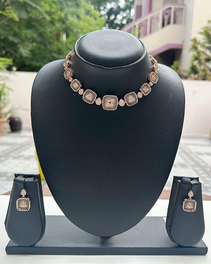 Rose Aura Necklace Set