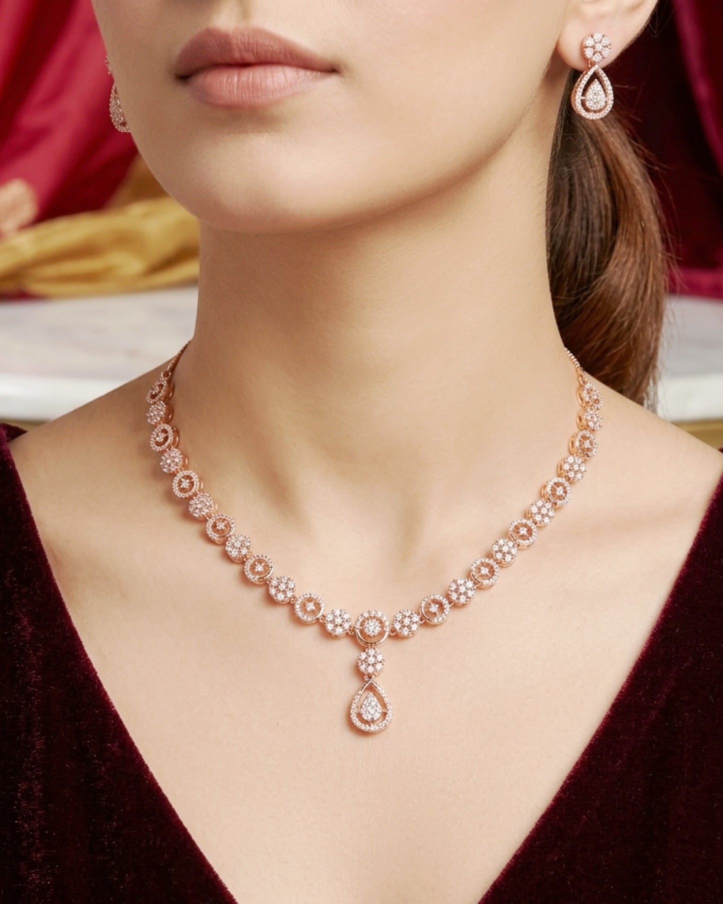 Rose Bloom Teardrop Necklace Set
