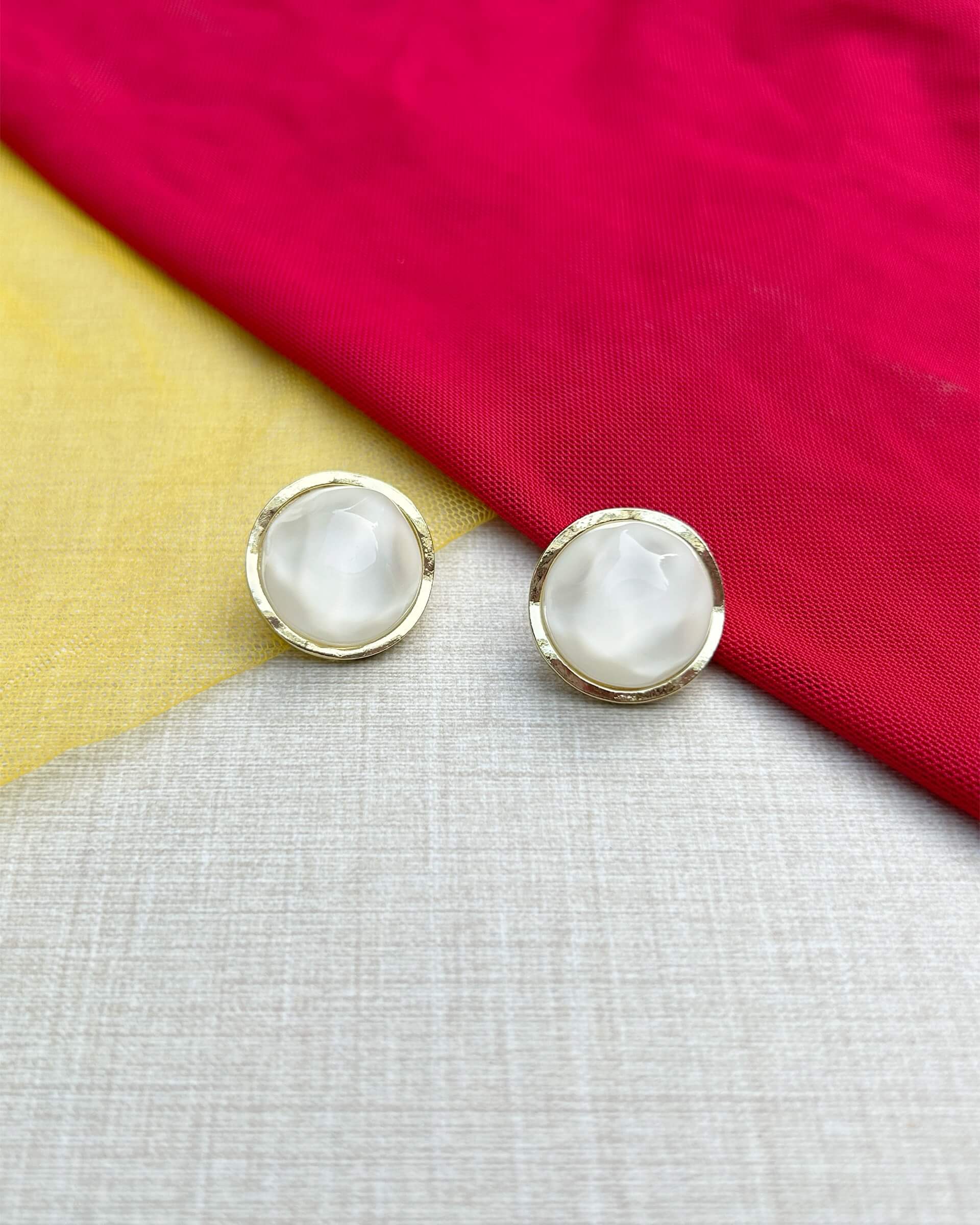 round ear rings