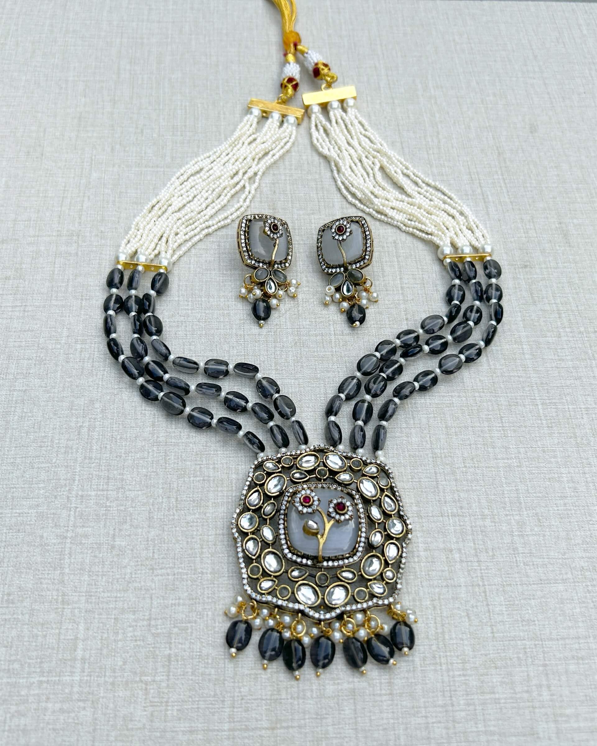 long necklace design