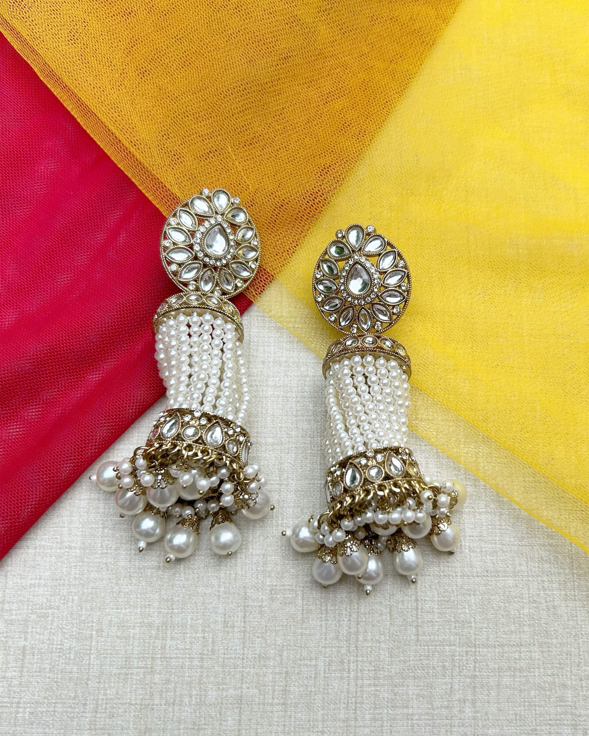 women jhumka
