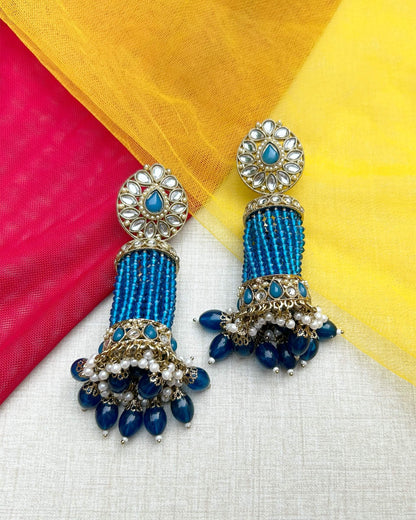 women jhumki