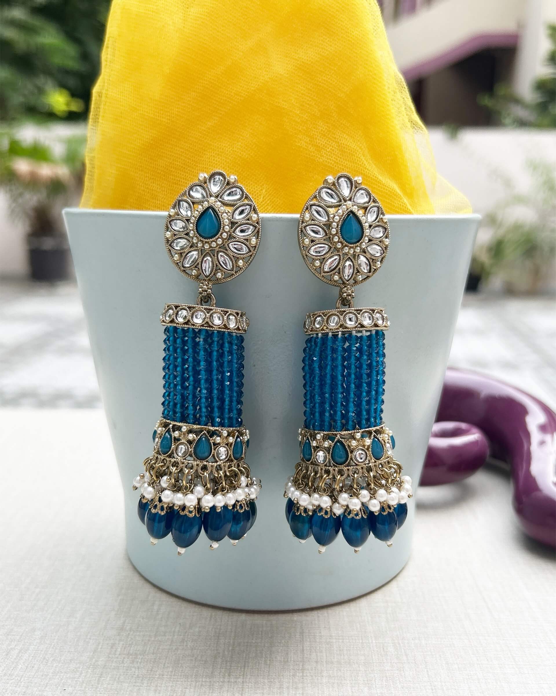 women jhumki
