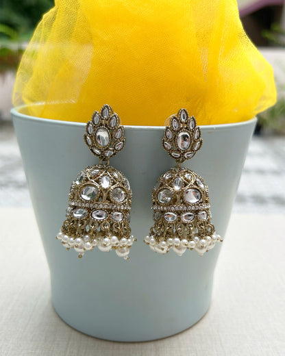 Antic Gold Jhumka