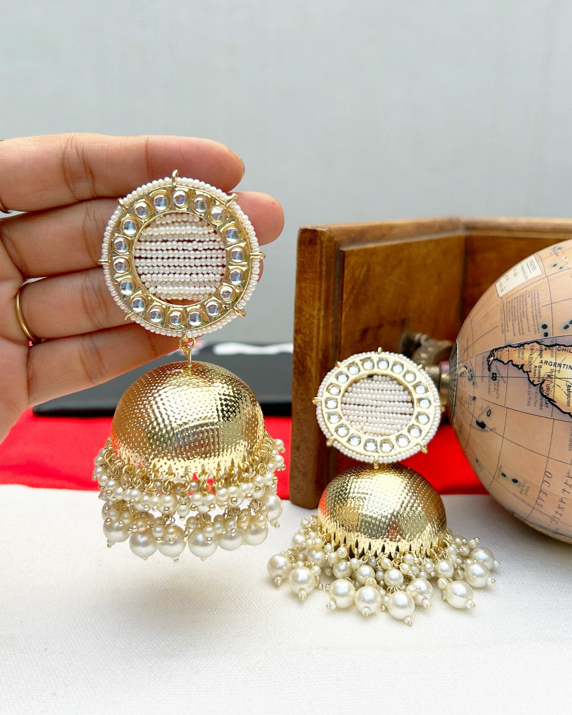 golden jhumka