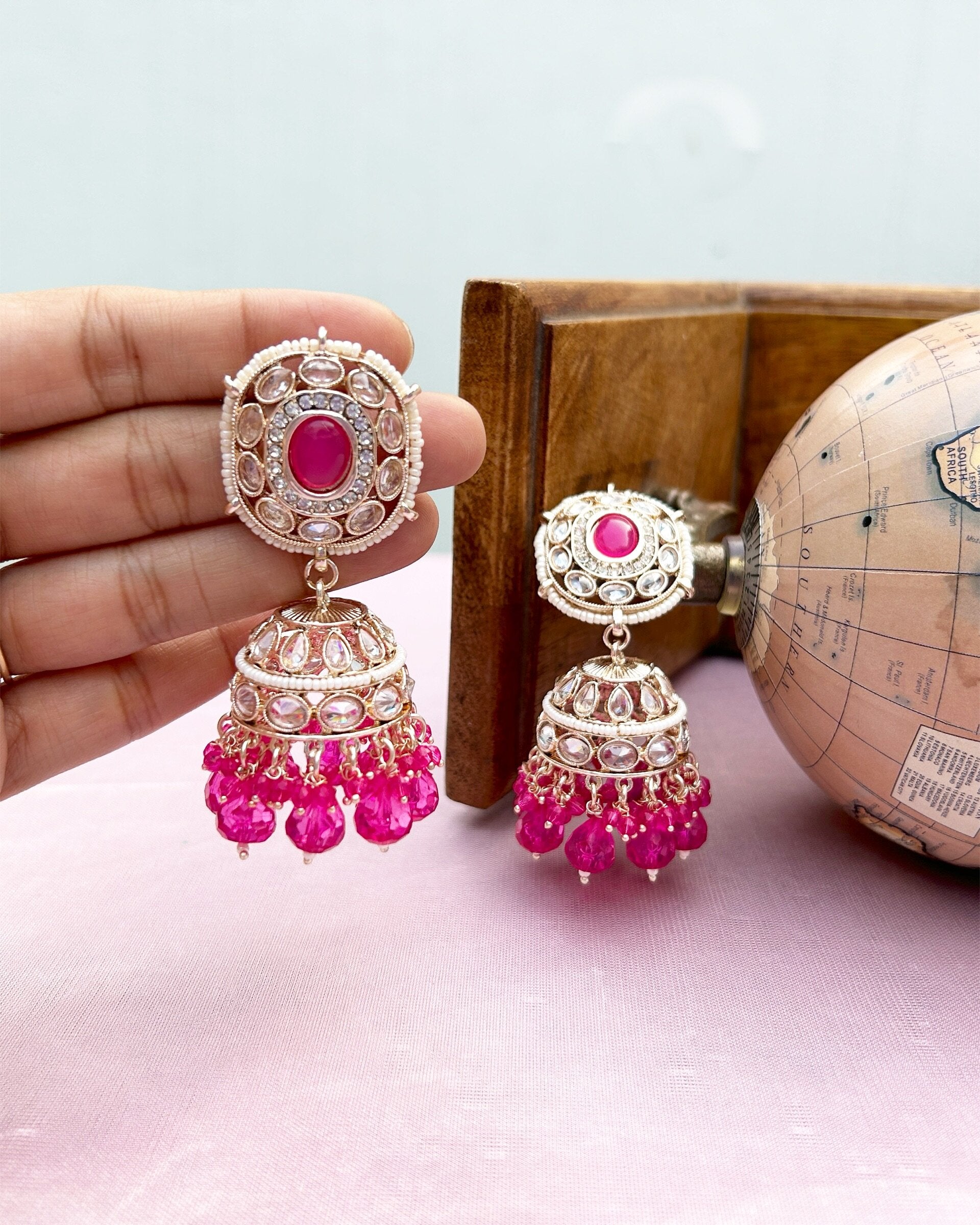 women jhumka