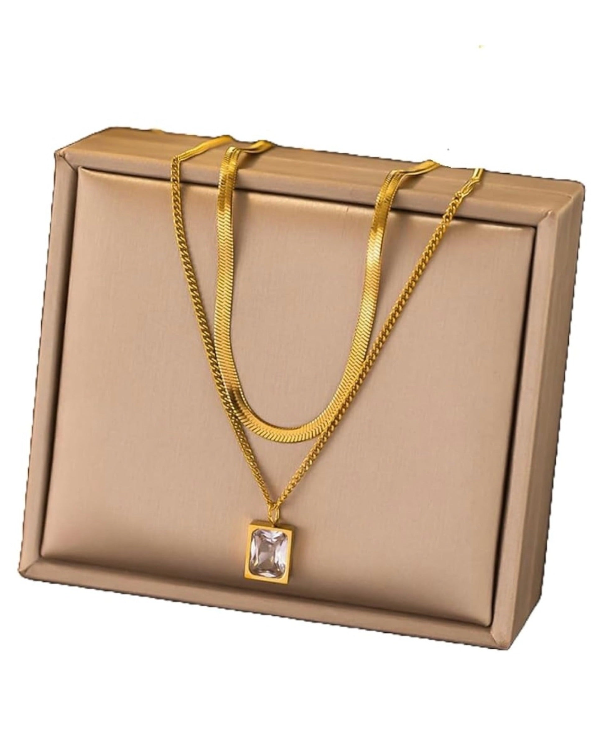 layered chain