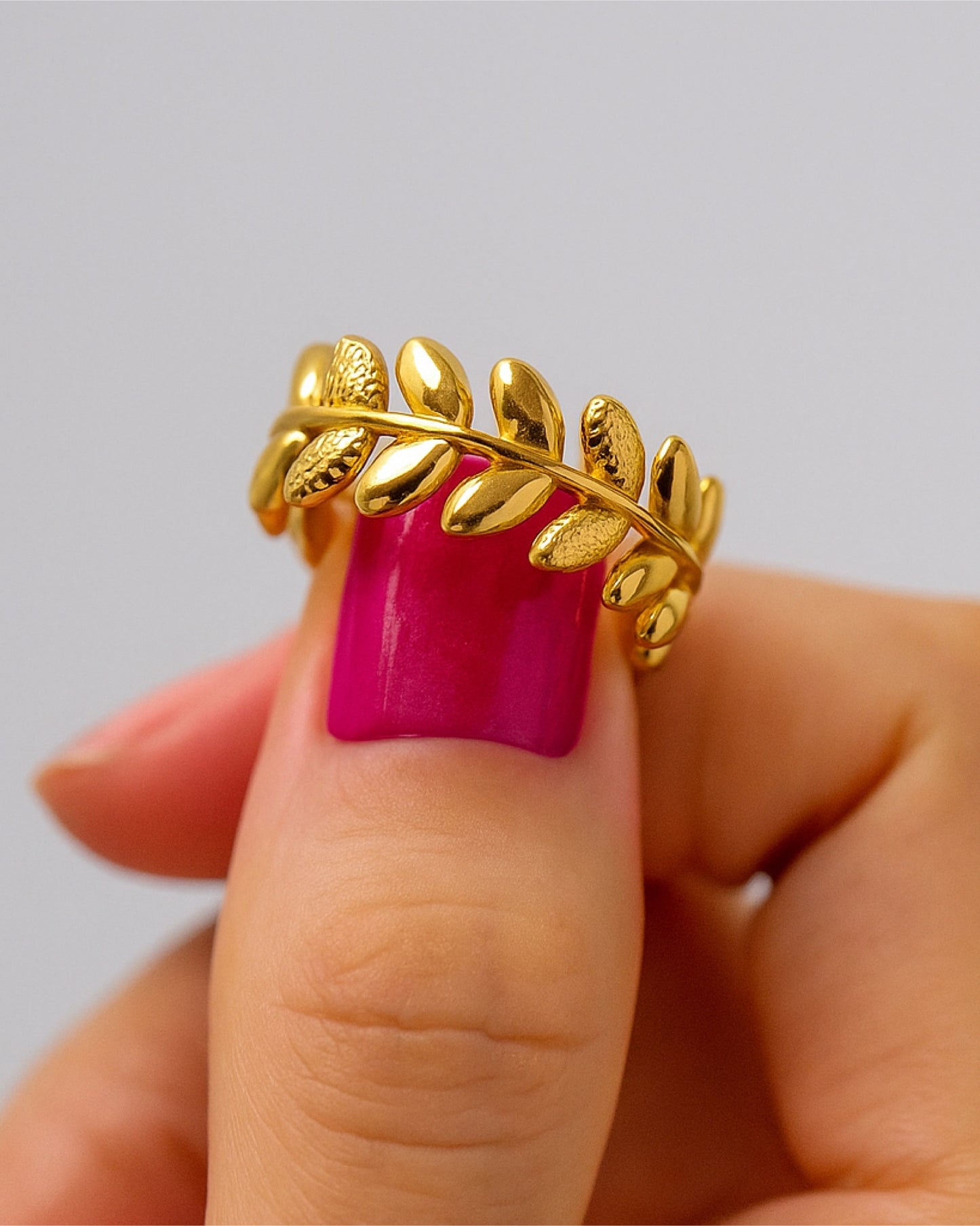 adjustable finger ring