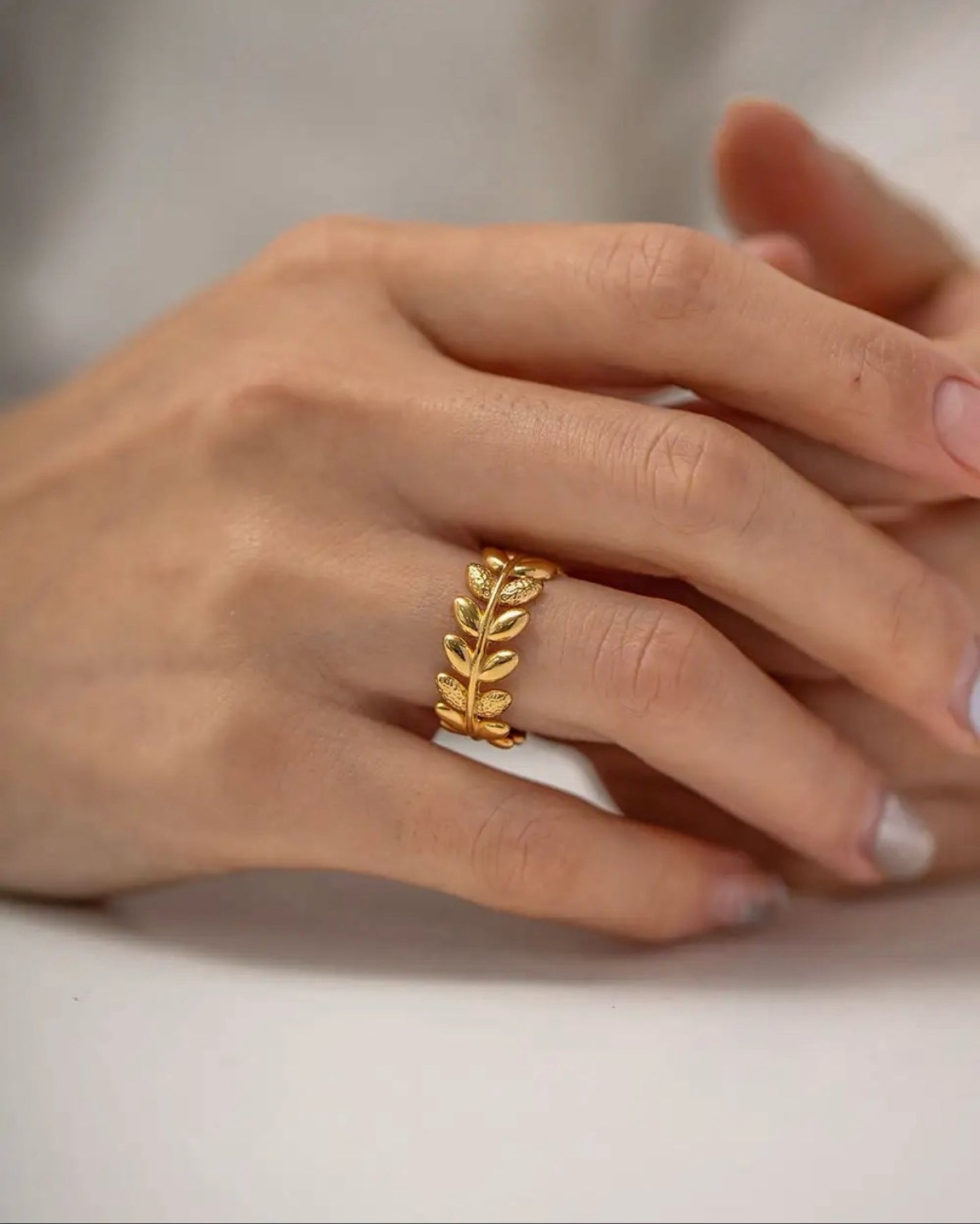 adjustable finger ring