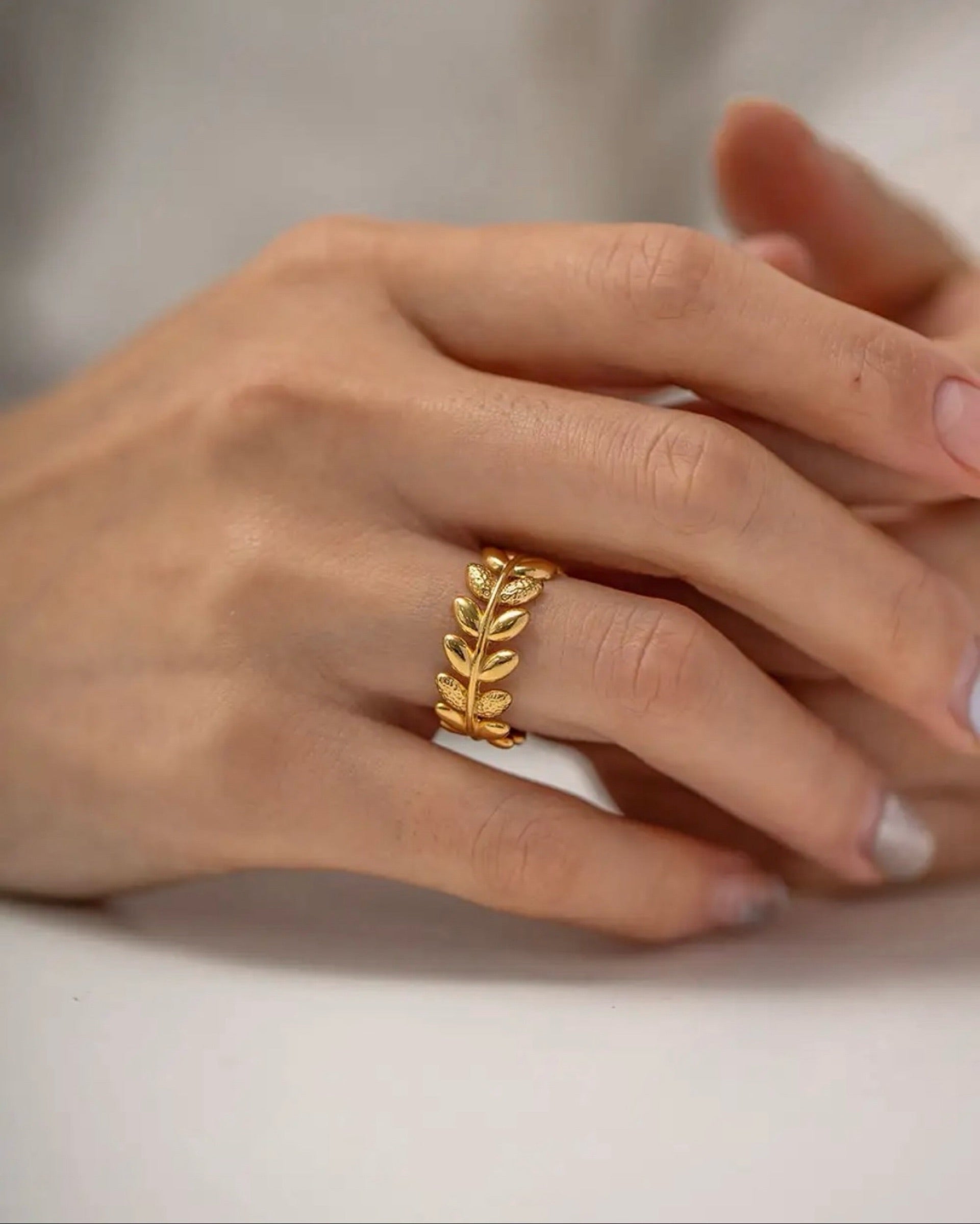 adjustable finger ring