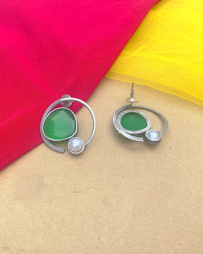 Green Ample Aura Brass Earring