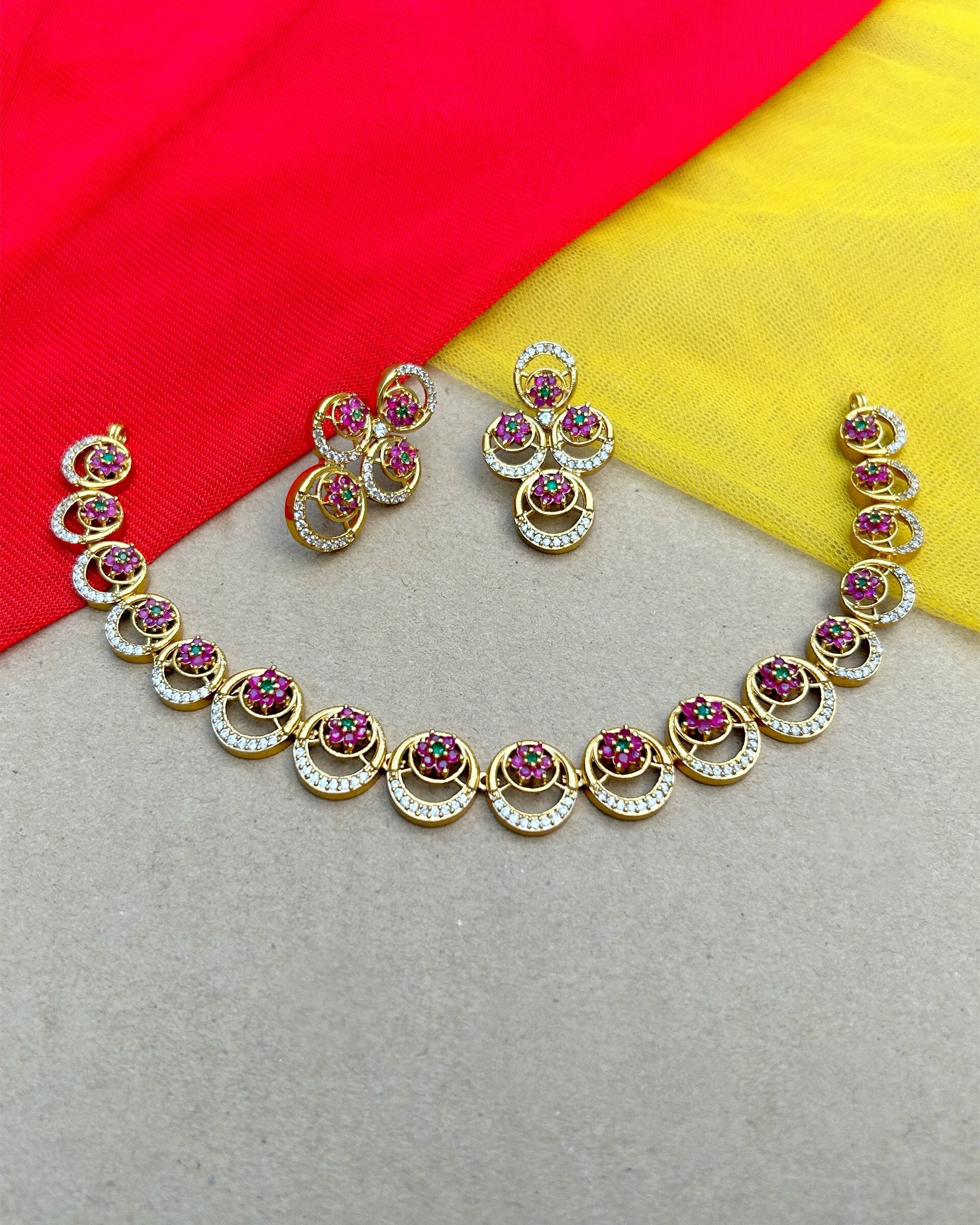 ladies necklace