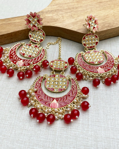 Red Crimson Grid Tassel Earring With Maang Tika