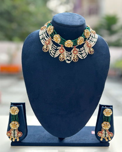 pearl necklace and earring set