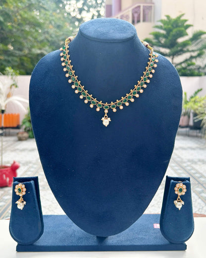 green jewellery set