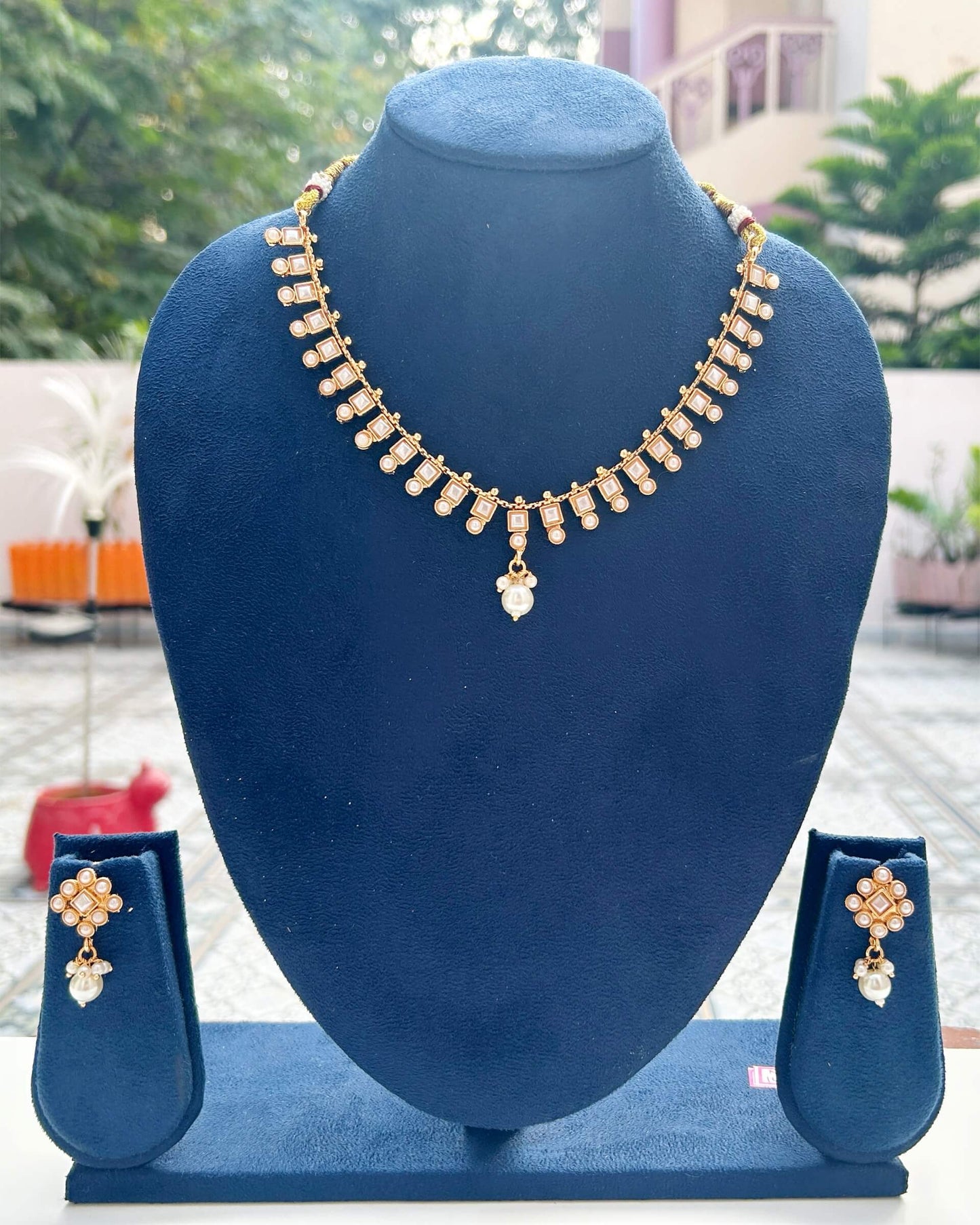 pearl necklace price