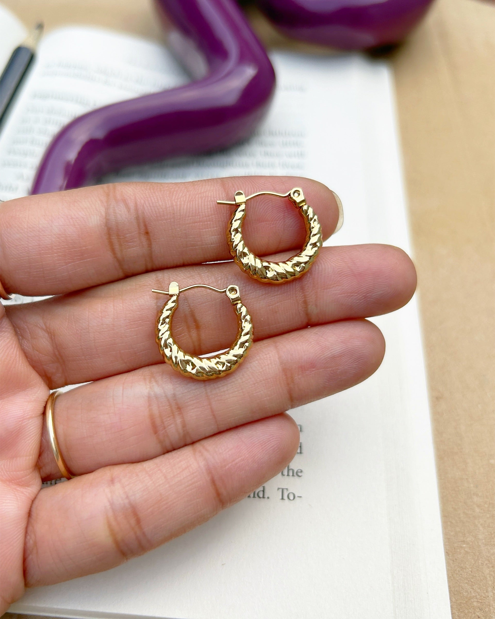 gold earrings 18kt