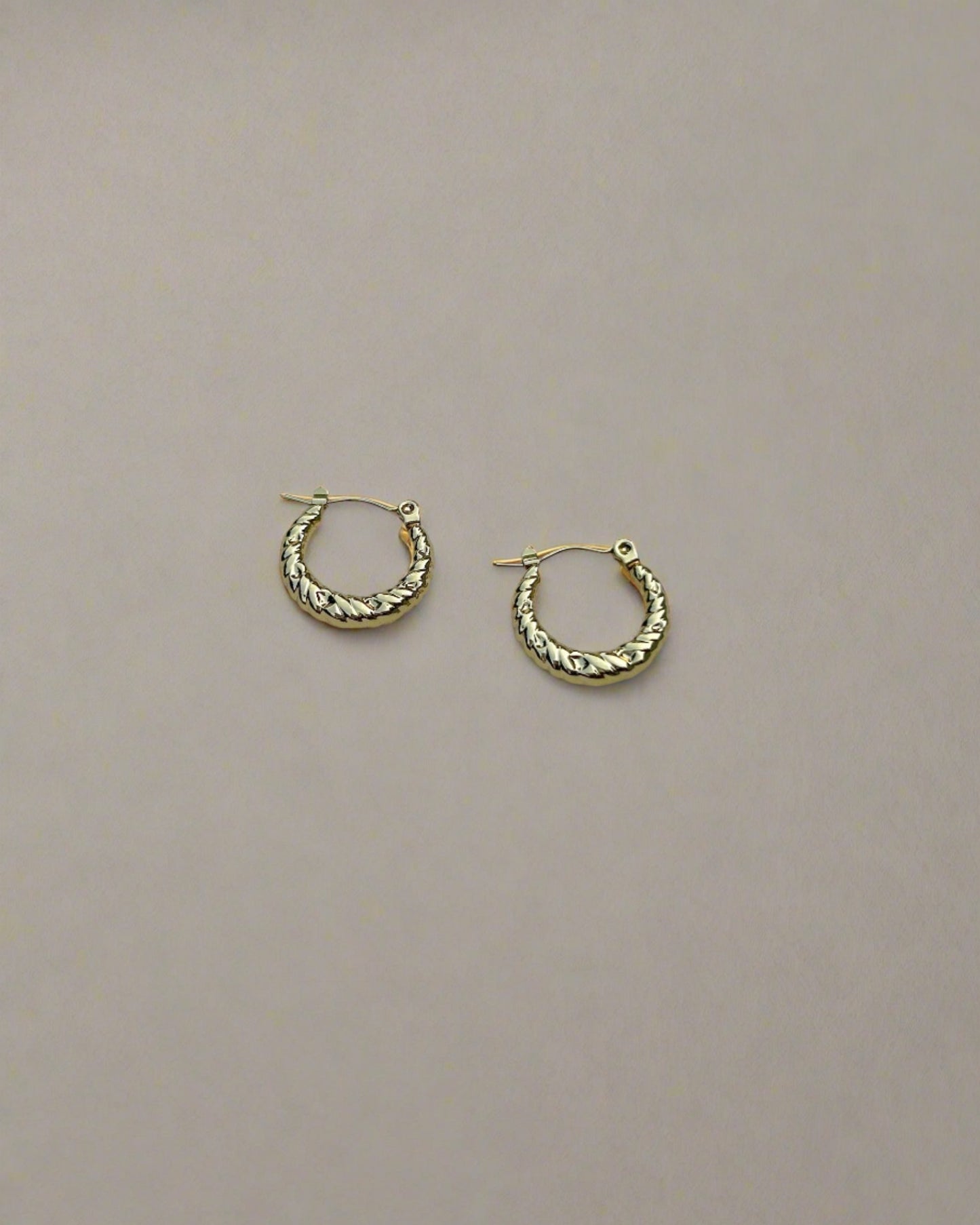 gold earrings 18kt