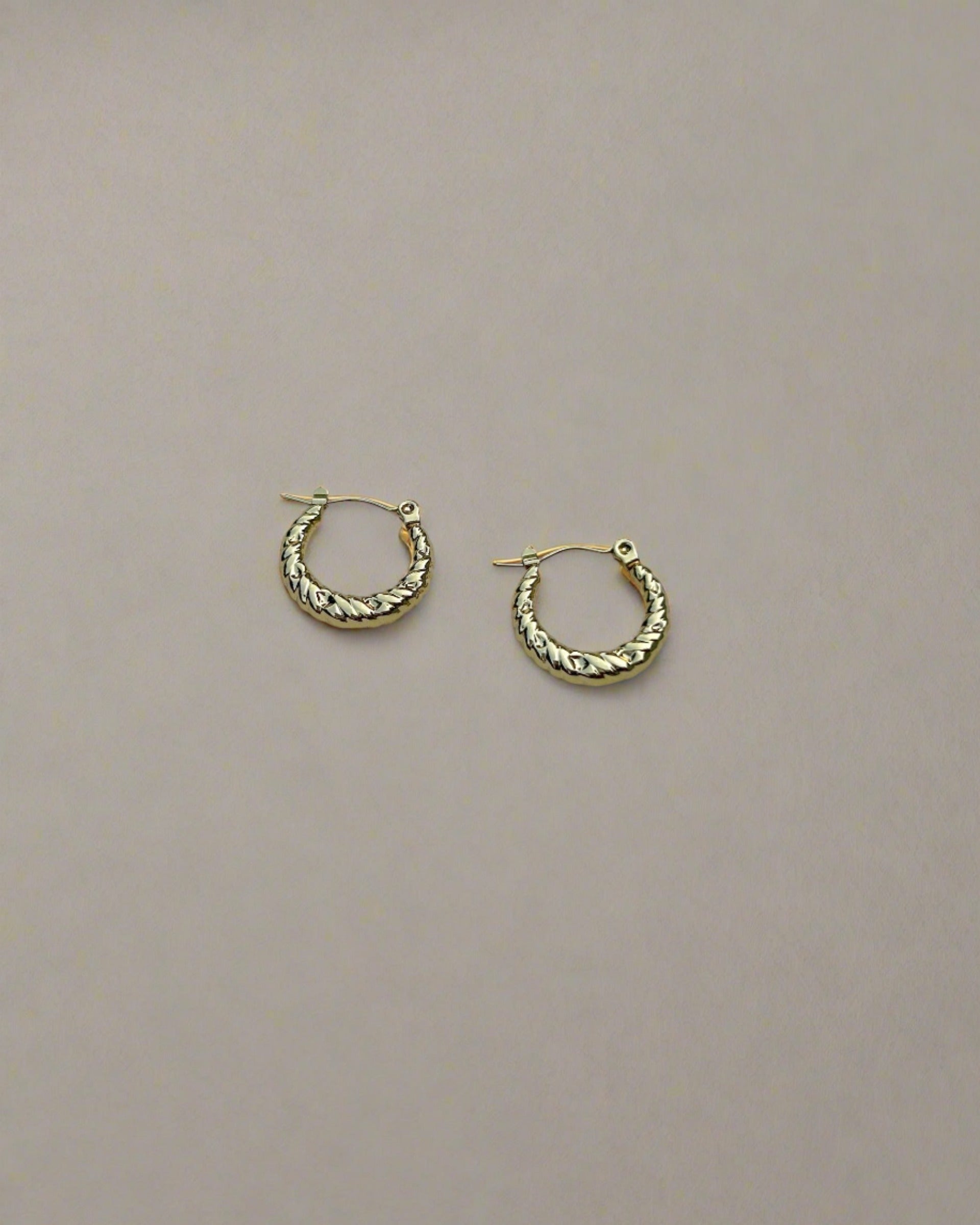 gold earrings 18kt