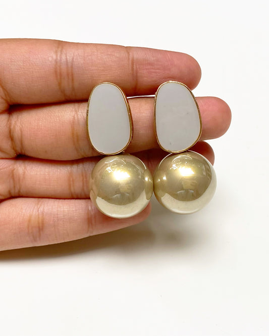 Champagne High-Shine Metallic Pearl Earrings