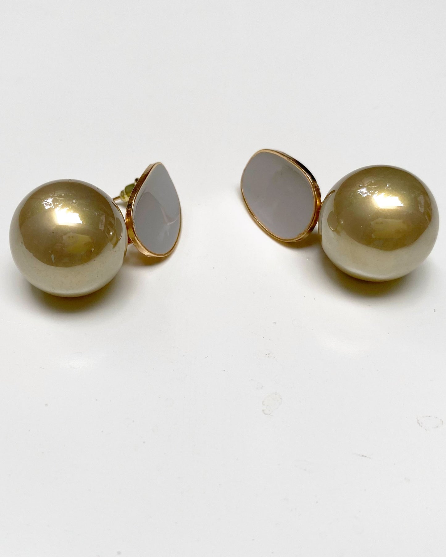 Champagne High-Shine Metallic Pearl Earrings