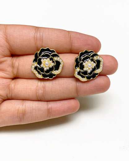 Black Noir Pearl Blossom Studs