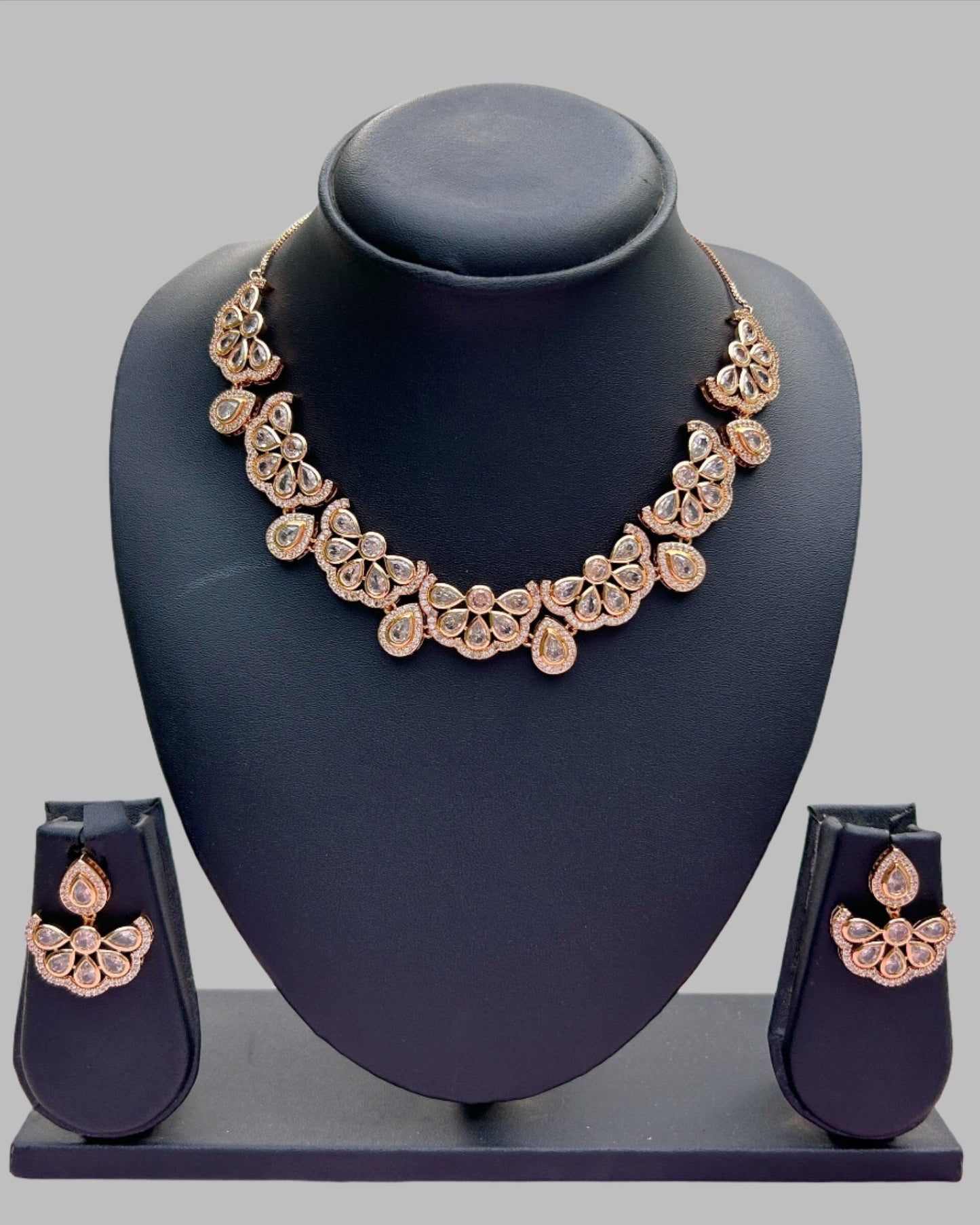 rose gold statement necklace