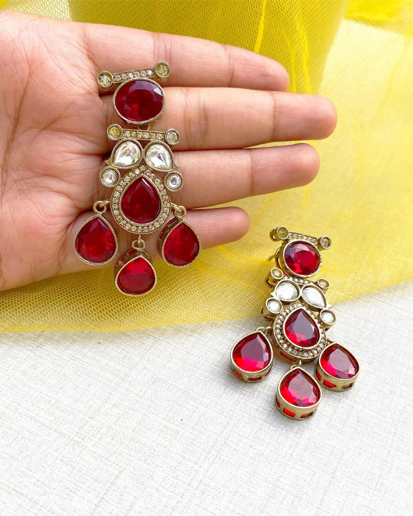 Deep Red Regent Kundan Earring