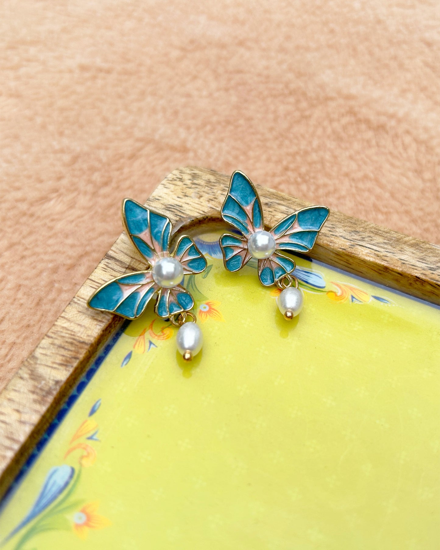 stud butterfly earrings