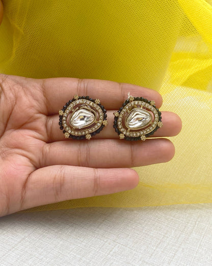 Black beads Antique Gold Kundan Studs