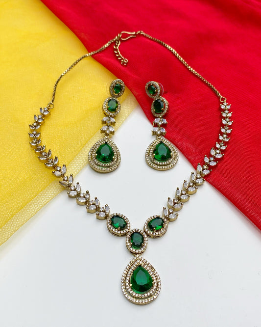 Emerald Green Oval-Drop Necklace Set