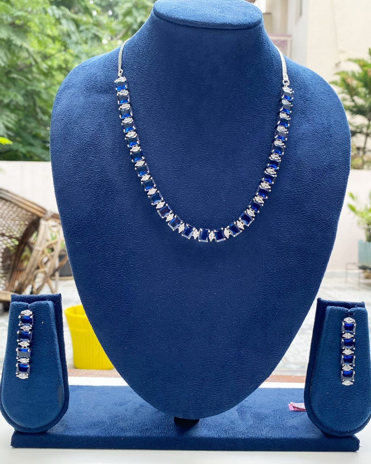 Sapphire Blue Rectangular Solitaire Necklace Set